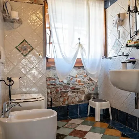 Panzió Luxury Corte Di Re Artu 2*