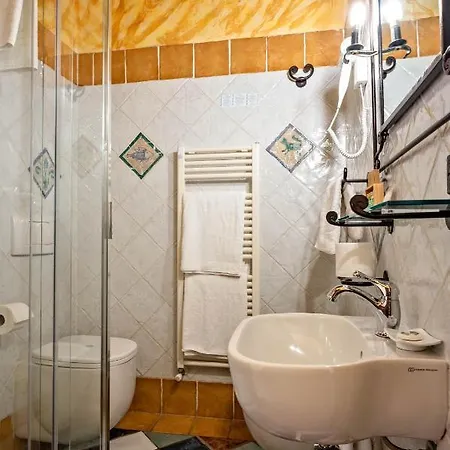 Luxury Corte Di Re Artu
