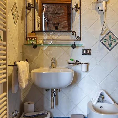 Luxury Corte Di Re Artu Lucca